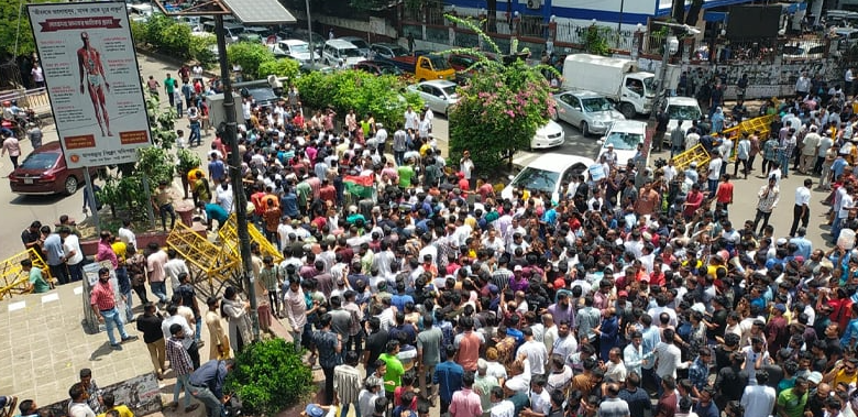ইশরাক ইস্যুতে উত্তাল মৎস্য ভবন