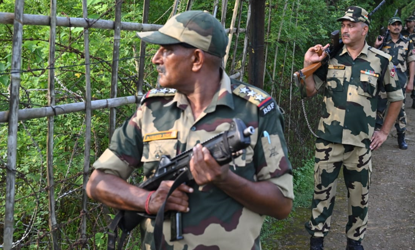 বিএসএফের গুলিতে বাংলাদেশি আহত