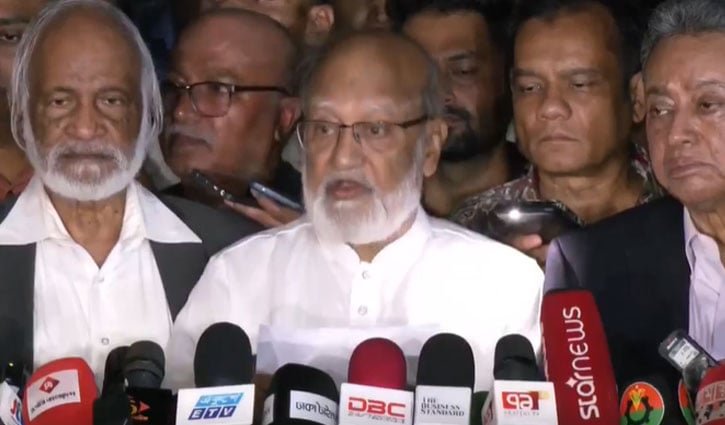 বিএনপি চায় ডিসেম্বরের মধ্যে নির্বাচনী রোডম্যাপ ও নিরাপত্তা উপদেষ্টা ও বিতর্কিত দুই ছাত্র উপদেষ্টার অপসারন