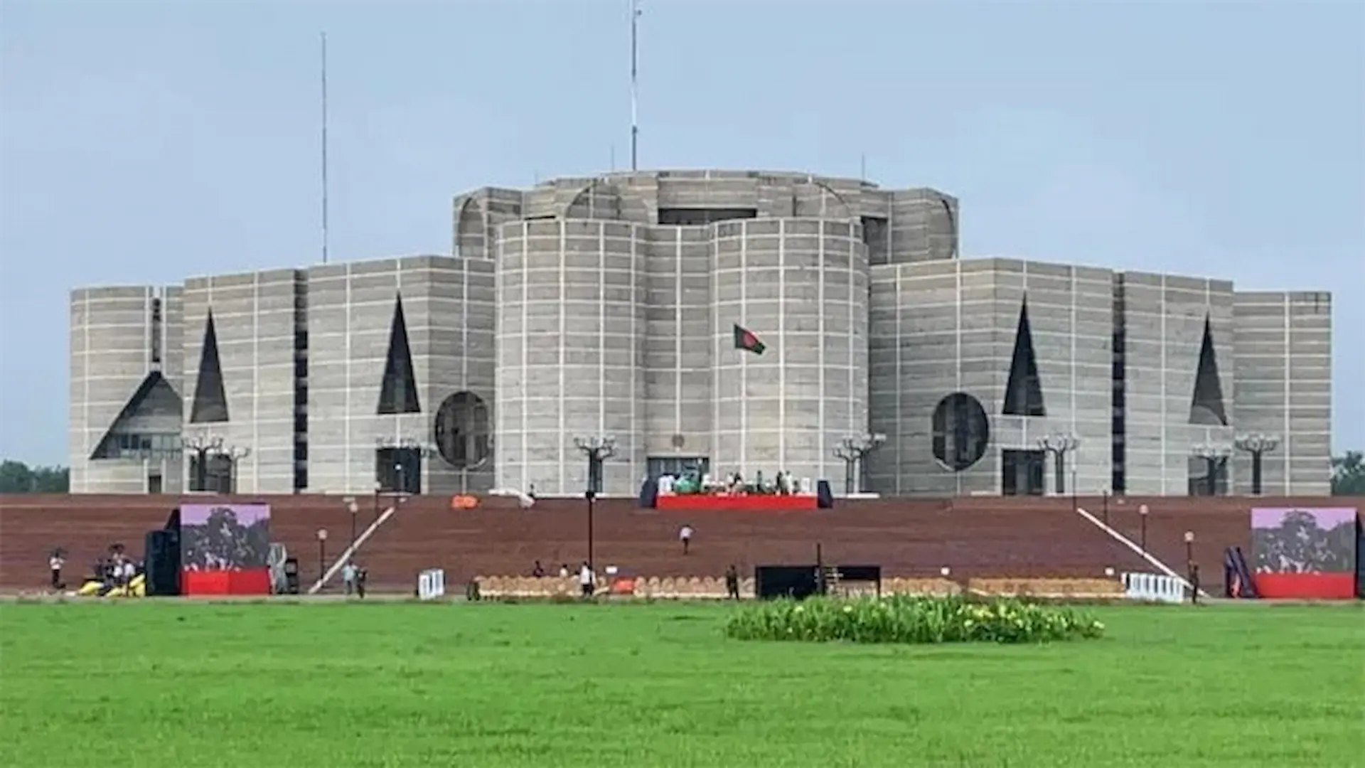 তারেক রহমানের শপথ অনুষ্ঠানে থাকছেন দেশি-বিদেশি ১২০০ অতিথি