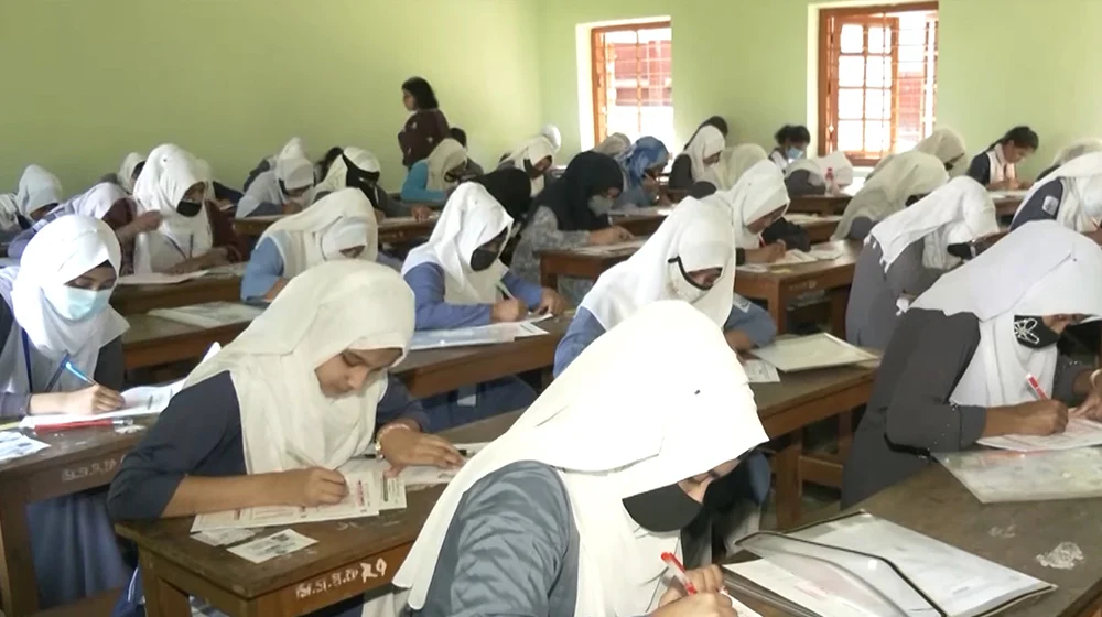 এসএসসির প্রবেশপত্র বিতরণে ঢাকা শিক্ষা বোর্ডের জরুরি নির্দেশনা