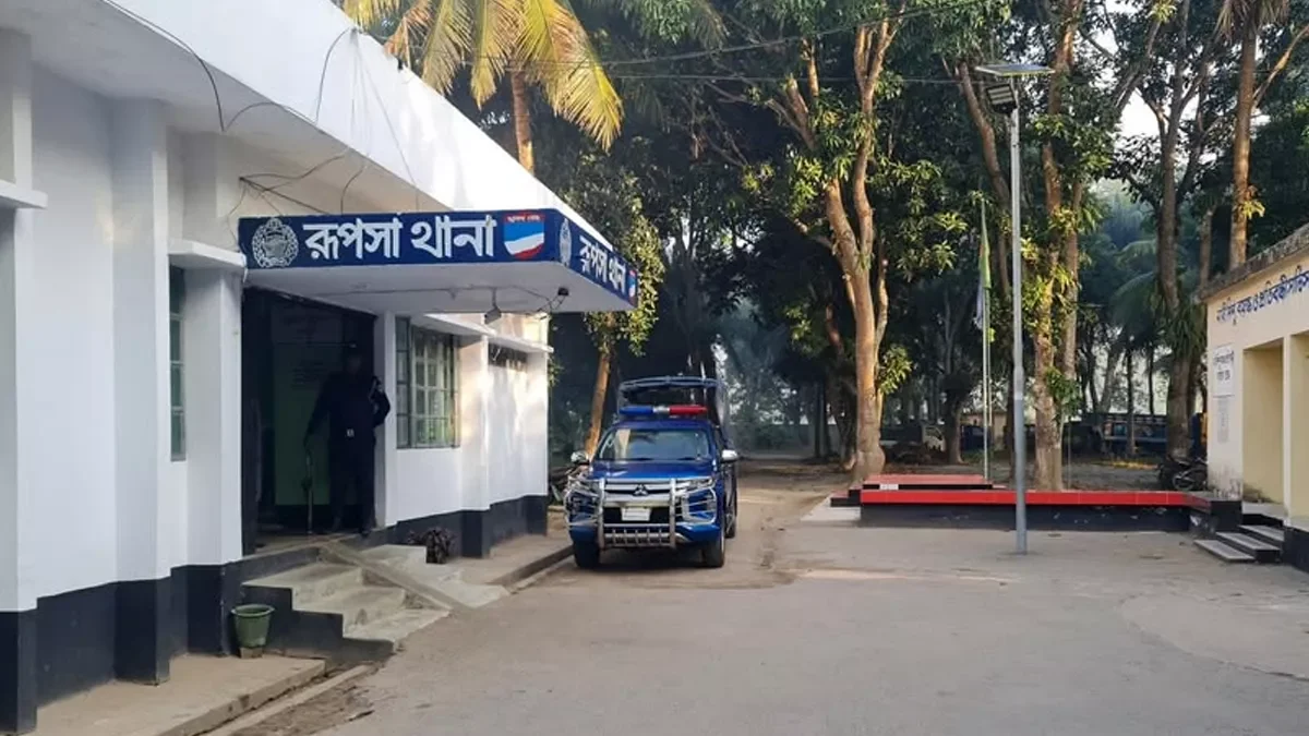 খুলনার রূপসায় যুবককে কুপিয়ে হত্যা, এলাকায় আতঙ্ক