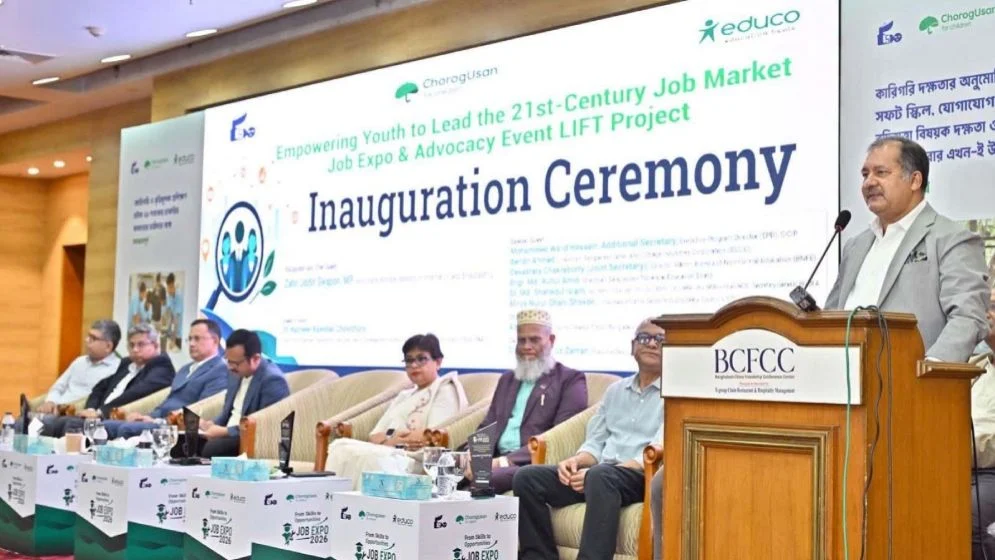 দক্ষতা বাড়িয়ে জাতীয় অর্থনীতিতে ভূমিকার আহ্বান তথ্যমন্ত্রীর